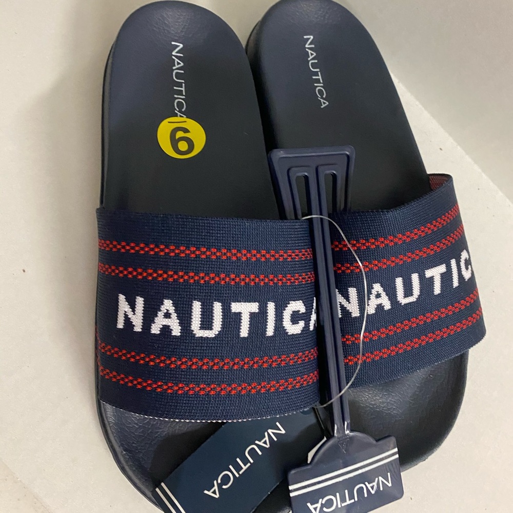 Nautica slides